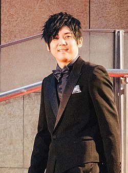 梶裕貴のサムネイル