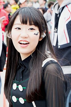 東山奈央のサムネイル
